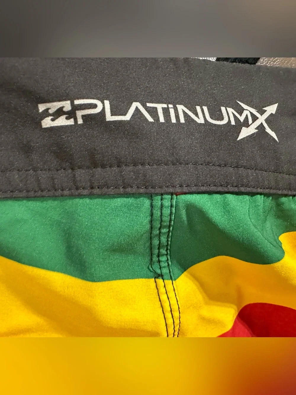 Billabong x Bob Marley Exodus collaboration board shorts size 34